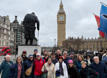 Group of students and alumni on London trip.