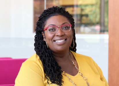 Danyelle Gregory headshot