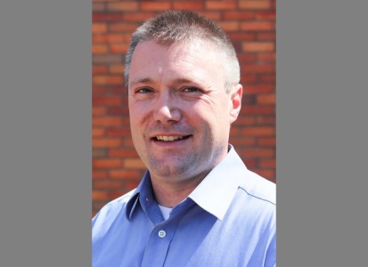 richard arnold headshot