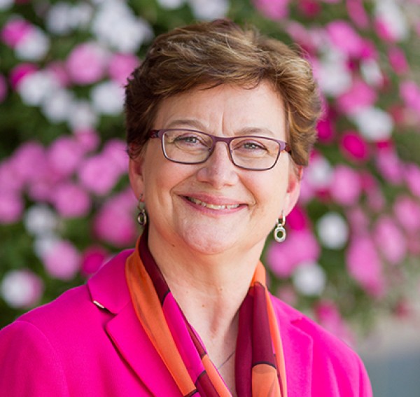 susan Hasseler headshot