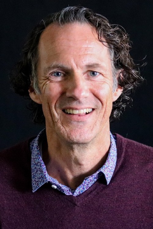 Alistair Hattingh headshot